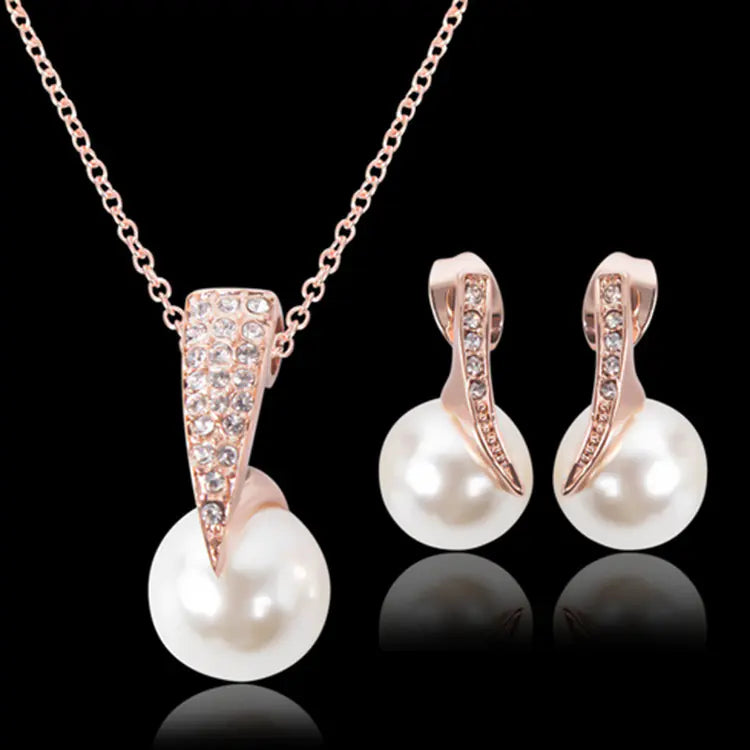 Pearl Necklace Set with Teardrop Design and Rhinestones