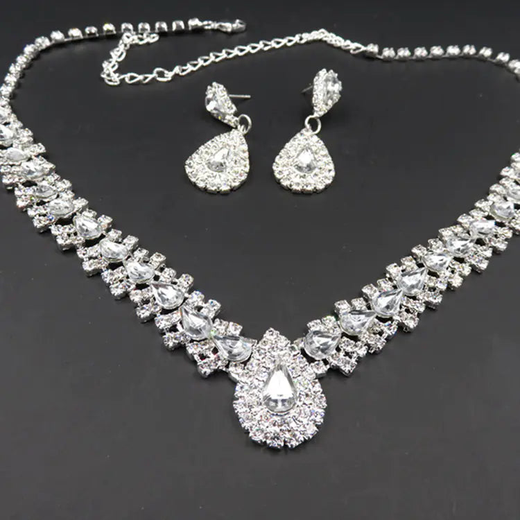 Bridal Jewelry Set with Drop Necklace and Earrings